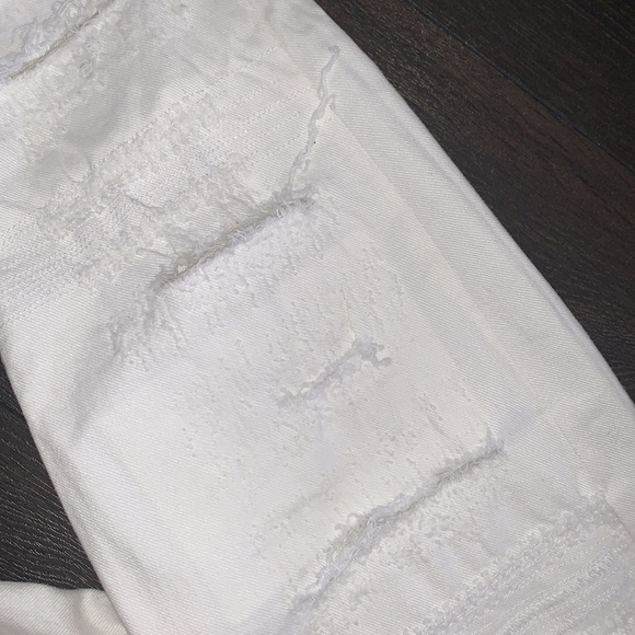 Distressed straight jeans - Picture 10 of 15